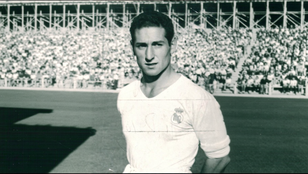 Paco Gento con el Uniforme del Real Madrid